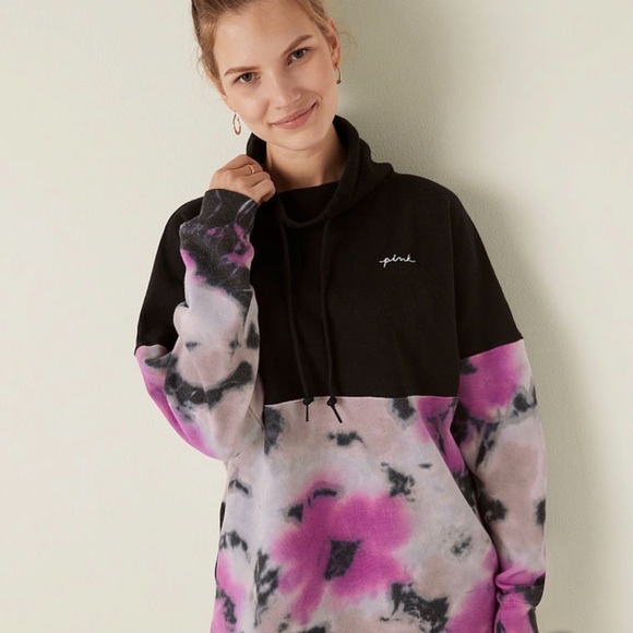 NWT VS PINK SET - Picture 3 of 13